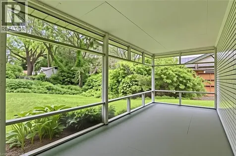 627 Westmount Road West Kitchener ON N2M 1R7