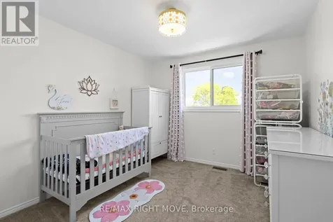 5 Chestnut Place Orillia ON L3V 7N8