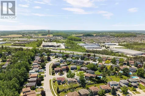 5 Chestnut Place Orillia ON L3V 7N8