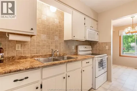 393 Baldoon Road Chatham ON N7L 4P3