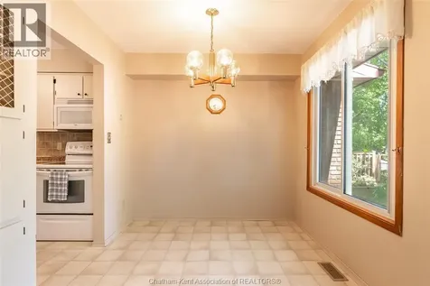 393 Baldoon Road Chatham ON N7L 4P3