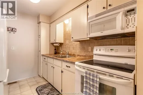 393 Baldoon Road Chatham ON N7L 4P3