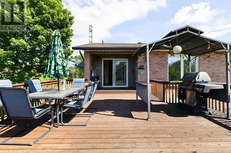 2053 26 Highway Springwater ON L9X 0G5