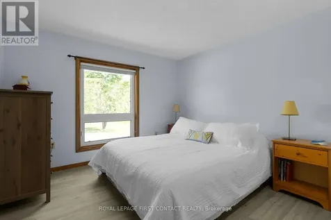 2053 26 Highway Springwater ON L9X 0G5