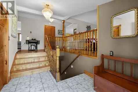 2053 26 Highway Springwater ON L9X 0G5