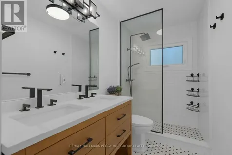 740 Lafontaine Road West Tiny ON L9M 0L5