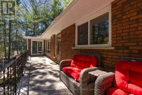740 Lafontaine Road West Tiny ON L9M 0L5