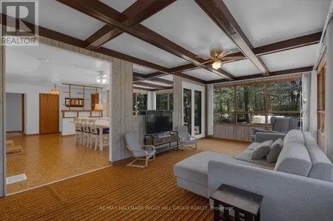 740 Lafontaine Road West Tiny ON L9M 0L5