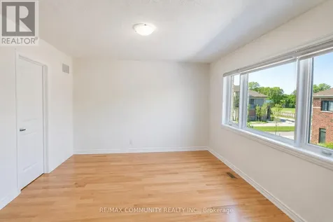 44 Bannister Road Barrie ON L9J 0L7