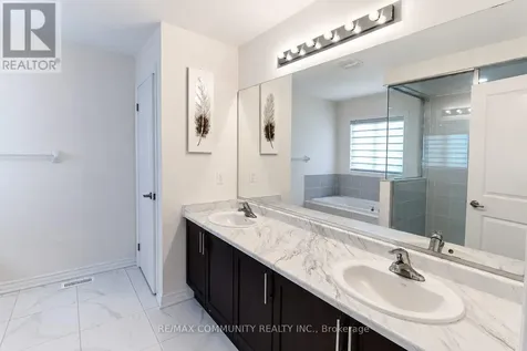 44 Bannister Road Barrie ON L9J 0L7