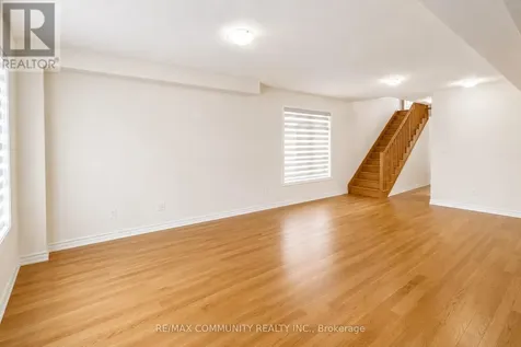 44 Bannister Road Barrie ON L9J 0L7