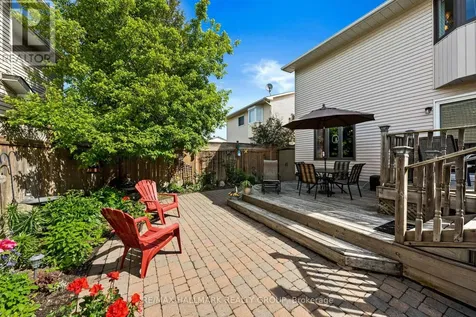 1912 Des Epinettes Avenue Ottawa ON K1C 6P5