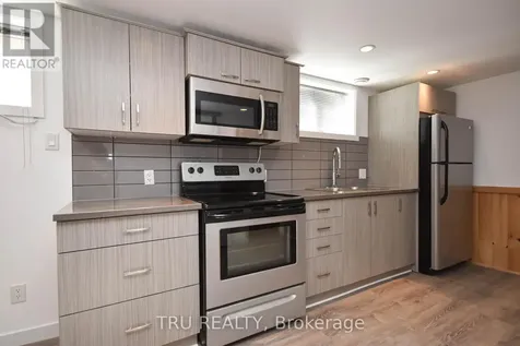 1847 Walkley Road Ottawa ON K1H 6X9