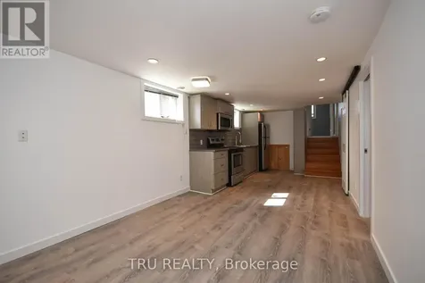 1847 Walkley Road Ottawa ON K1H 6X9