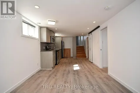 1847 Walkley Road Ottawa ON K1H 6X9