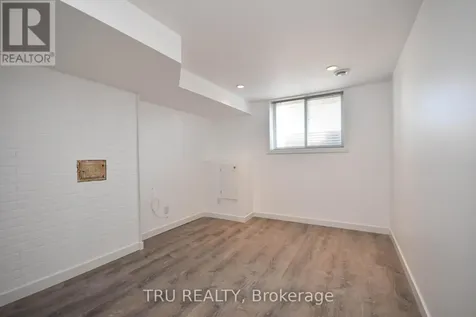 1847 Walkley Road Ottawa ON K1H 6X9