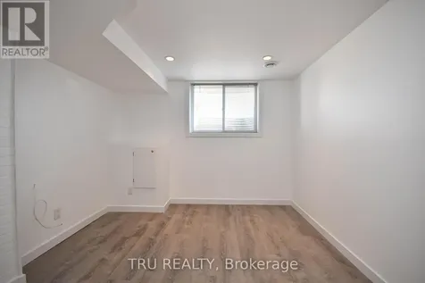 1847 Walkley Road Ottawa ON K1H 6X9