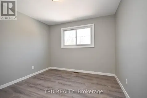 1847 Walkley Road Ottawa ON K1H 6X9