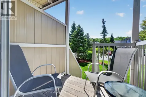 256 Cresthaven Drive Ottawa ON K2G 6W4