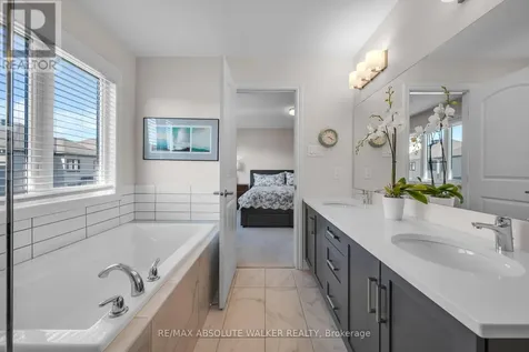 728 Perseus Avenue Ottawa ON K2J 6V8