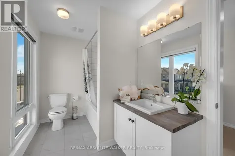 728 Perseus Avenue Ottawa ON K2J 6V8