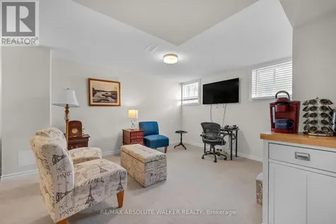 728 Perseus Avenue Ottawa ON K2J 6V8