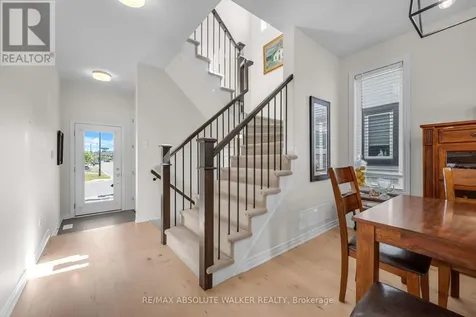 728 Perseus Avenue Ottawa ON K2J 6V8