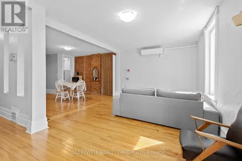 389 Daly Avenue Ottawa ON K1N 6H1