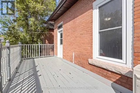 389 Daly Avenue Ottawa ON K1N 6H1