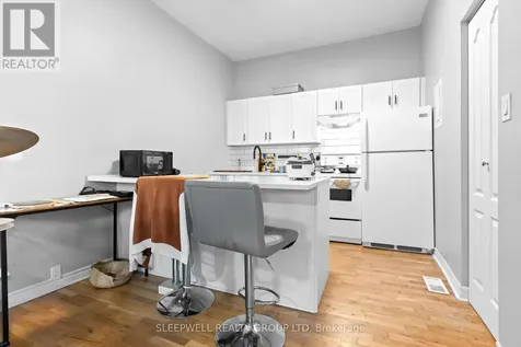 389 Daly Avenue Ottawa ON K1N 6H1