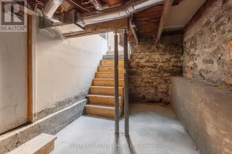 389 Daly Avenue Ottawa ON K1N 6H1