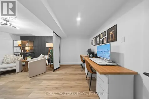 2161 Blossom Drive Ottawa ON K1H 6G6