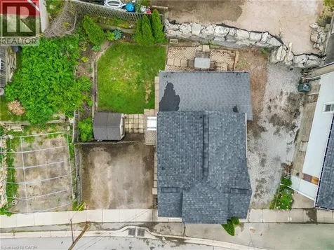 4956 Beam Street Beamsville ON L3J 0K2