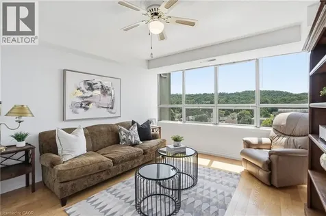8 Village Green Boulevard Stoney Creek ON L8G 5B8