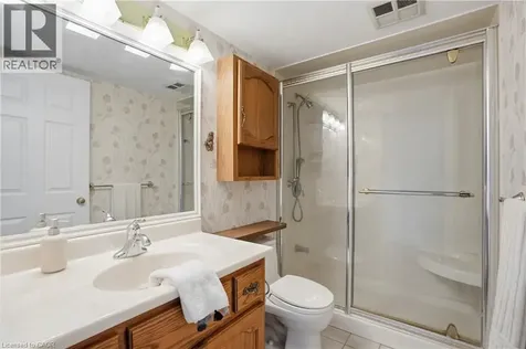 8 Village Green Boulevard Stoney Creek ON L8G 5B8