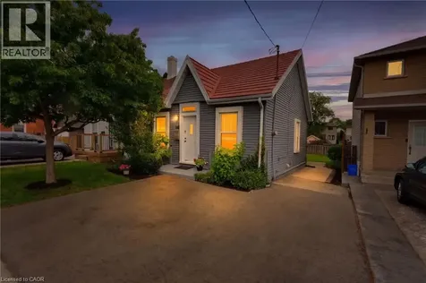 349 John Street Hamilton ON L8L 4R2