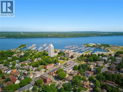 349 John Street Hamilton ON L8L 4R2