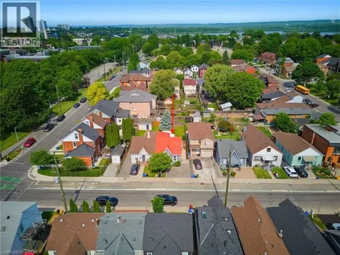 349 John Street Hamilton ON L8L 4R2