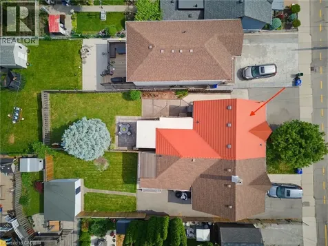 349 John Street Hamilton ON L8L 4R2