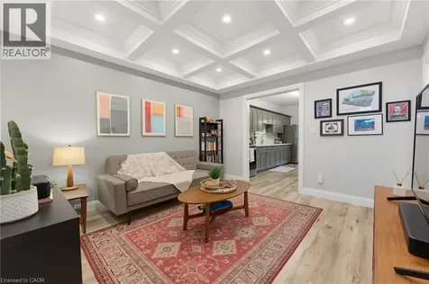 349 John Street Hamilton ON L8L 4R2