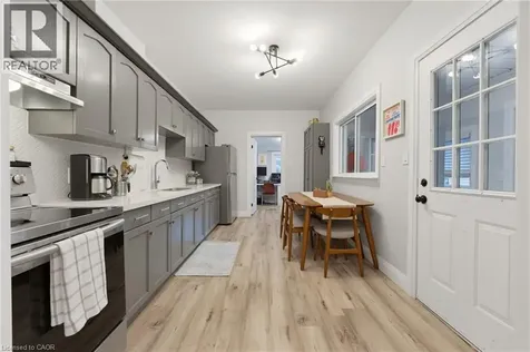 349 John Street Hamilton ON L8L 4R2