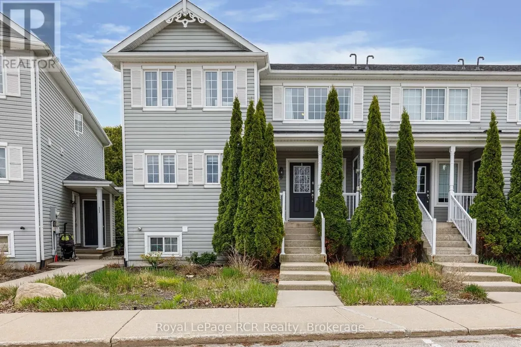 9 Royalton Lane Collingwood ON L9Y 5K4