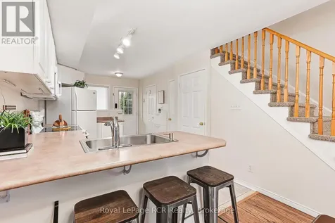 9 Royalton Lane Collingwood ON L9Y 5K4
