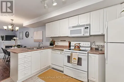 9 Royalton Lane Collingwood ON L9Y 5K4