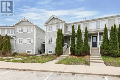 9 Royalton Lane Collingwood ON L9Y 5K4