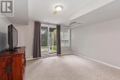 9 Royalton Lane Collingwood ON L9Y 5K4