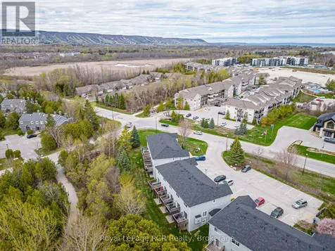 9 Royalton Lane Collingwood ON L9Y 5K4