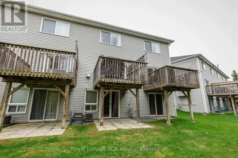 9 Royalton Lane Collingwood ON L9Y 5K4