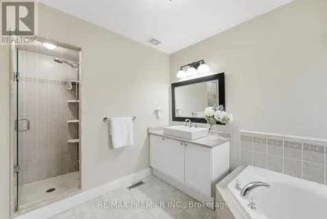 7 Christensen Avenue Caledon (bolton North) ON L7E 2Y6