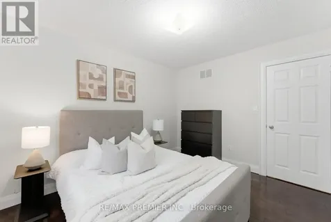 7 Christensen Avenue Caledon (bolton North) ON L7E 2Y6